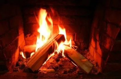 Як розпалити сирі дрова в печі, в багатті, прості способи (сирі) Як розпалити сирі дрова в печі, в багатті, прості способи