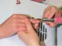 хардуерен маникюр