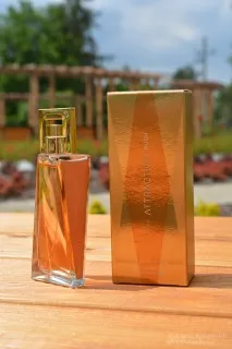 Avon Літні новинки парфумерії, догляду та макіяжу (2017) парфумерії