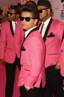 Bruno Mars(Бруно Марс) тексти пісень(слова) біографія, фото bruno