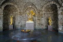 Що подивитись у Петергофі за 1 день основні пам’ятки (фото, назви, описи) день