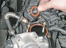 Chevrolet Lacetti Зняття впускного трубопроводу колектора ресивера Шевроле Лачетті lacetti