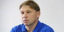 Євген Корєшков Битися за емблему на грудях та за прапор країни битися