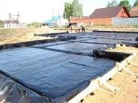 Гідроізоляція монолітного фундаменту своїми руками руками