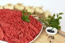 Як визначити свіжість м’ясного фаршу свіжість