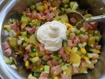 Класичний рецепт окрошки близько
