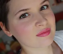 Кремові рум’яна Chanel Le Blush Crème 65 Affinite відгук та макіяж, Elia Chaba affinite