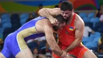 титан махов