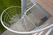 Металеві сходи для ганку робимо своїми руками ганку