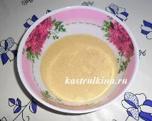 Пиріг з начинкою з курячого фаршу та білої квасолі. пиріг