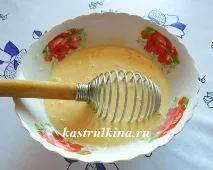 Пиріг з начинкою з курячого фаршу та білої квасолі. квасолі