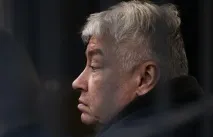 робърт