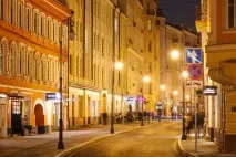 ВУЛИЦІ МОСКВИ ВСЕ БІЛЬШЕ нагадують ЄВРОПУ вулиці