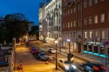 ВУЛИЦІ МОСКВИ ВСЕ БІЛЬШЕ нагадують ЄВРОПУ вулиці