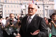 У Микити Міхалкова заберуть «мигалку» право