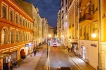 ВУЛИЦІ МОСКВИ ВСЕ БІЛЬШЕ нагадують ЄВРОПУ європу
