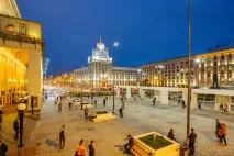 ВУЛИЦІ МОСКВИ ВСЕ БІЛЬШЕ нагадують ЄВРОПУ вулиці