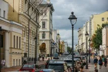 ВУЛИЦІ МОСКВИ ВСЕ БІЛЬШЕ нагадують ЄВРОПУ вулиці