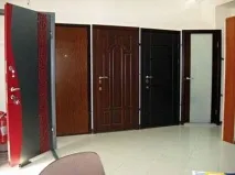 Вибір вхідних дверей дерево чи метал Легка справа вхідних