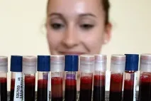 чрез биологичната