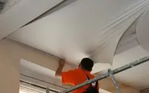 тапета залепват