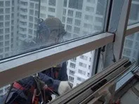 Герметизація вікон роботи