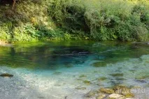Джерело Syri i Kalt - r – блакитні очі Албанії блакитні