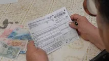 Як платити за світло менше за новими тарифами світло