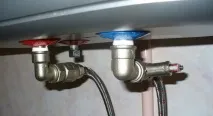 Як злити воду з водонагрівача спустити з бойлера Арістон, відео, злив з водонагрівача злити