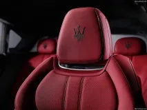До дошки піде Maserati Levante maserati
