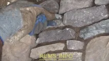 Короб для каміна з натурального декоративного каменю каміна