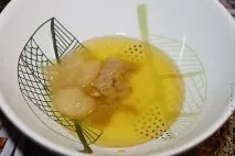 Курячий шашлик з персиковим соусом. соусом