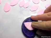 Лотос із полімерної глини глини