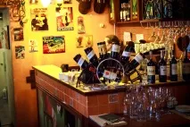 Мама в ресторані подолати страх і з’їсти жабу ресторані