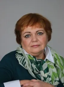 момиче пречеше