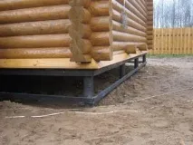 Оздоблення цоколя приватного будинку панелі під камінь, сайдинг або профнастил панелі
