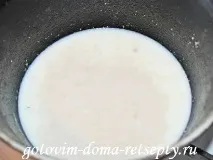 Плюшки з цукром та корицею корицею