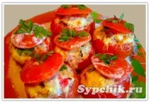 Помідори фаршировані м’ясом. фаршировані