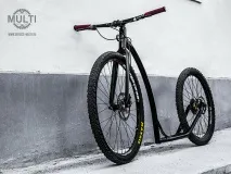 Сервіс MULTI » Dervish RAPID Black TOP RACE Edition - унікальний спільний проект створення скутера multi