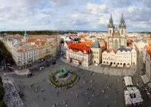 Староміська площа Тинський храм,Староміська ратуша, Празькі куранти староміська