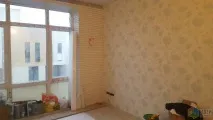 нуждае