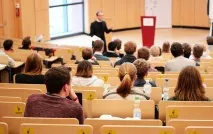 студентите отбелязват