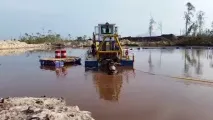 всмукване почвата купчина