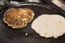 Тільки не банани і не груші якісь продукти можна їсти вранці тільки