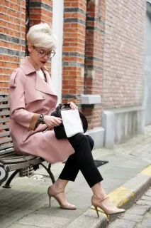 The perfect trench coat тому