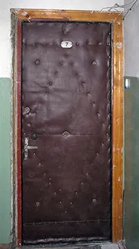 старата врата монтаж
