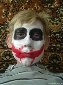 Я хочу, щоб через пару років, його зменшена копія бігала по кварту років