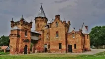 Замок Попова було