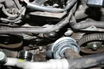 Заміна сальників розподільних валів двигуна 6B31 Mitsubishi Outlander XL 2007 сальників