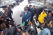 Жиринівський промок до нитки і просить розігнати Мосгідромет жиринівський